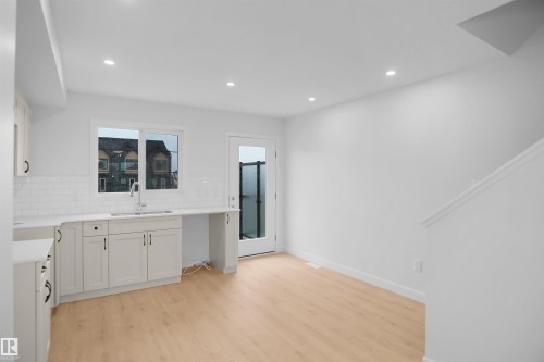 5141 River'S Edge Way Nw, Edmonton, AB - Indoor