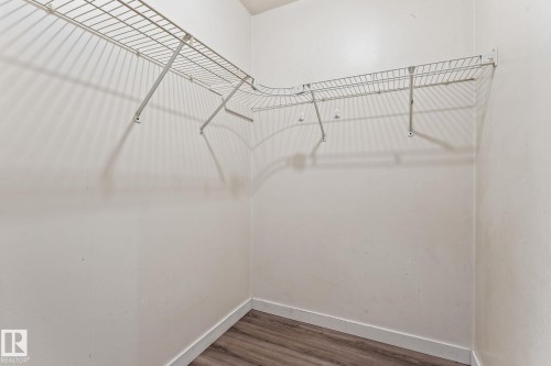 363 Knottwood Road Nw, Edmonton, AB - Indoor With Storage