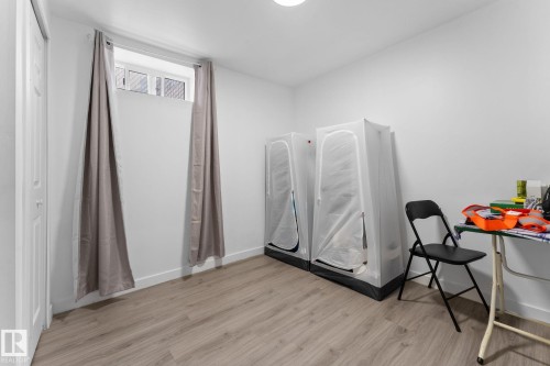 363 Knottwood Road Nw, Edmonton, AB - Indoor