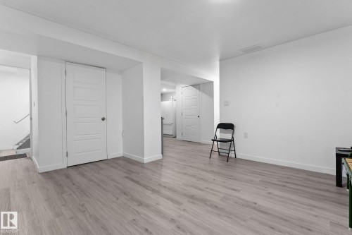 363 Knottwood Road Nw, Edmonton, AB - Indoor