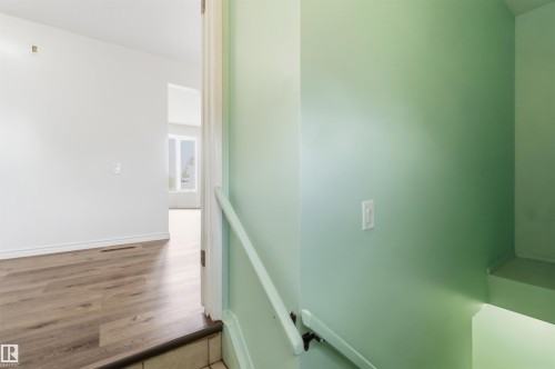 13303 58 Street Nw, Edmonton, AB - Indoor Photo Showing Other Room