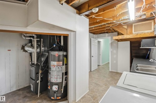 13303 58 Street Nw, Edmonton, AB - Indoor