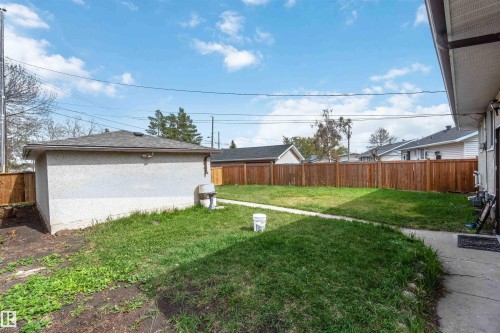 13303 58 Street Nw, Edmonton, AB - Outdoor