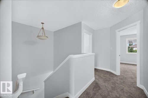 3017 Harvey Crescent Nw, Edmonton, AB - Indoor Photo Showing Other Room