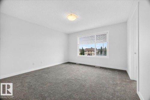3017 Harvey Crescent Nw, Edmonton, AB - Indoor Photo Showing Other Room