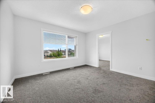 3017 Harvey Crescent Nw, Edmonton, AB - Indoor Photo Showing Other Room