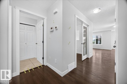 3017 Harvey Crescent Nw, Edmonton, AB - Indoor Photo Showing Other Room