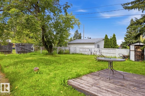 9712 162 St Nw, Edmonton, AB - Outdoor