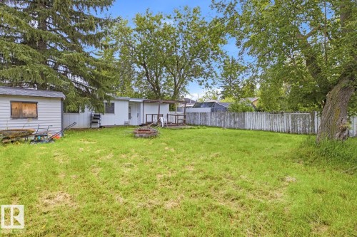 9712 162 St Nw, Edmonton, AB - Outdoor
