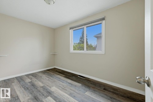 9712 162 St Nw, Edmonton, AB - Indoor Photo Showing Other Room