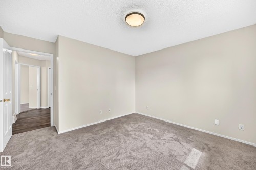 3035 134 Avenue Nw, Edmonton, AB - Indoor Photo Showing Other Room
