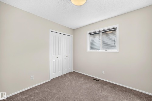 3035 134 Avenue Nw, Edmonton, AB - Indoor Photo Showing Other Room
