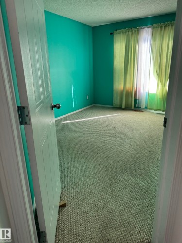 15112 139 Street Nw, Edmonton, AB - Indoor Photo Showing Other Room