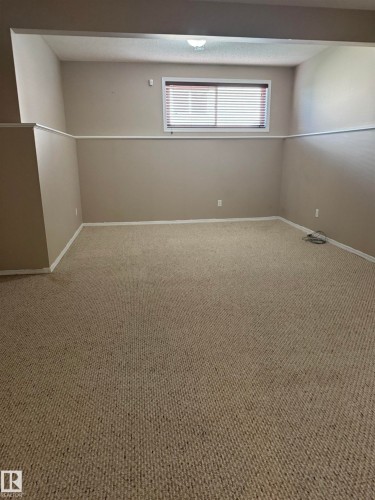family room - 15112 139 Street Nw, Edmonton, AB - Indoor Photo Showing Other Room