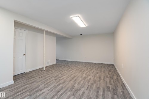 6411 152A Avenue Nw, Edmonton, AB - Indoor Photo Showing Other Room