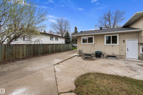 6411 152A Avenue Nw, Edmonton, AB - Outdoor