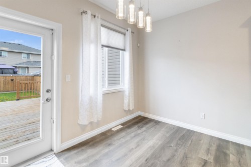 37 Roseberry Lane, Fort Saskatchewan, AB - Indoor Photo Showing Other Room