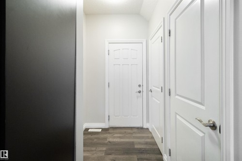 37 Roseberry Lane, Fort Saskatchewan, AB - Indoor Photo Showing Other Room
