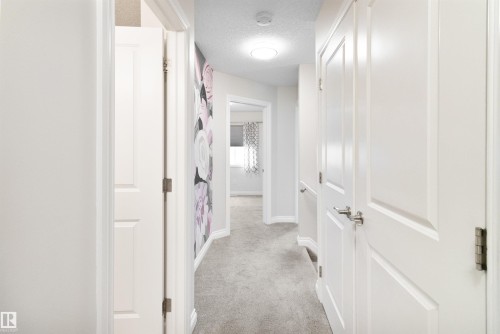 37 Roseberry Lane, Fort Saskatchewan, AB - Indoor Photo Showing Other Room