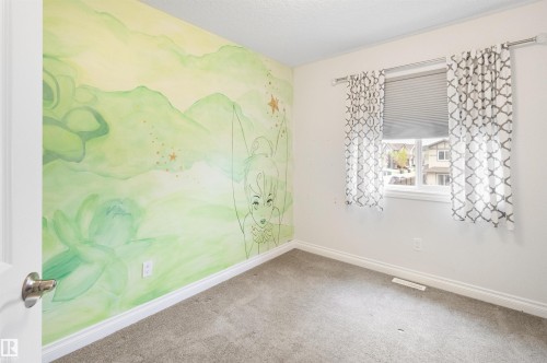37 Roseberry Lane, Fort Saskatchewan, AB - Indoor Photo Showing Bathroom