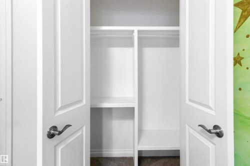 37 Roseberry Lane, Fort Saskatchewan, AB - Indoor Photo Showing Other Room