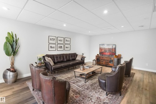 37 Roseberry Lane, Fort Saskatchewan, AB - Indoor Photo Showing Living Room