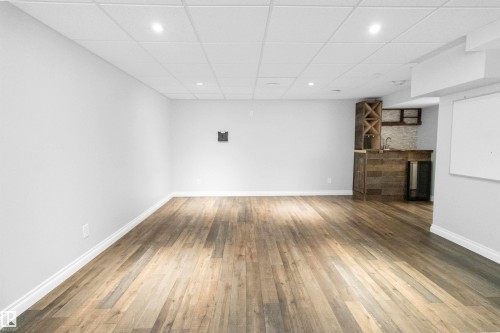 37 Roseberry Lane, Fort Saskatchewan, AB - Indoor Photo Showing Other Room