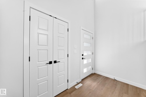 102 Waverly Way, Fort Saskatchewan, AB - Indoor Photo Showing Other Room