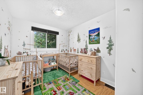 2112 36 Street Nw, Edmonton, AB - Indoor