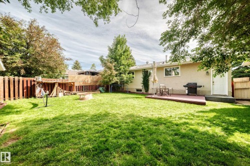2112 36 Street Nw, Edmonton, AB - Outdoor With Backyard