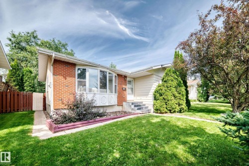 2112 36 Street Nw, Edmonton, AB - Outdoor