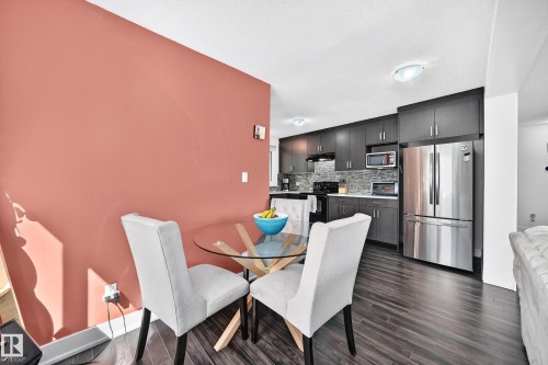 2112 36 Street Nw, Edmonton, AB - Indoor