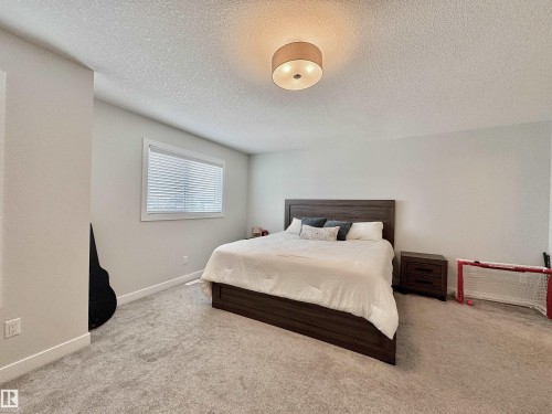 127 Richmond Link, Fort Saskatchewan, AB - Indoor Photo Showing Bedroom