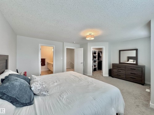 127 Richmond Link, Fort Saskatchewan, AB - Indoor Photo Showing Bedroom