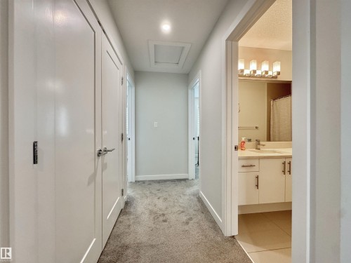 Upper Level - 127 Richmond Link, Fort Saskatchewan, AB - Indoor Photo Showing Other Room