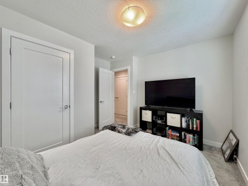 127 Richmond Link, Fort Saskatchewan, AB - Indoor Photo Showing Bedroom