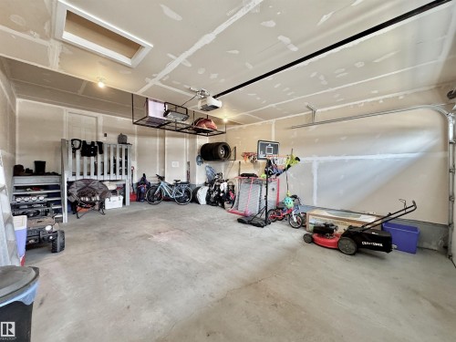 127 Richmond Link, Fort Saskatchewan, AB - Indoor Photo Showing Garage