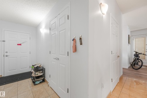 #2-208 4245 139 Av Nw, Edmonton, AB - Indoor Photo Showing Other Room