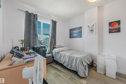 #2-208 4245 139 Av Nw, Edmonton, AB - Indoor Photo Showing Bedroom
