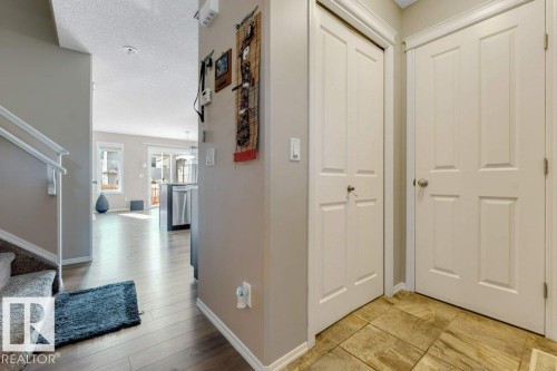 2912 15 Street Nw, Edmonton, AB - Indoor Photo Showing Other Room