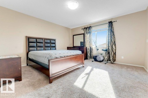 2912 15 Street Nw, Edmonton, AB - Indoor Photo Showing Bedroom