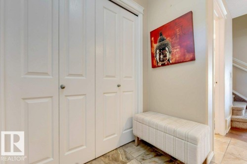 2912 15 Street Nw, Edmonton, AB - Indoor Photo Showing Other Room