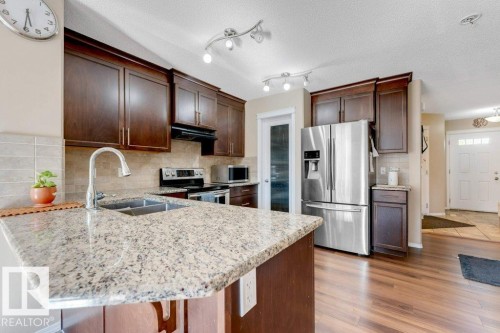 2912 15 Street Nw, Edmonton, AB - Indoor Photo Showing Kitchen With Double Sink With Upgraded Kitchen