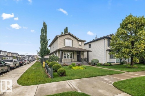Front house - 1086 Grantham Drive Nw, Edmonton, AB - Outdoor With Deck Patio Veranda With Facade
