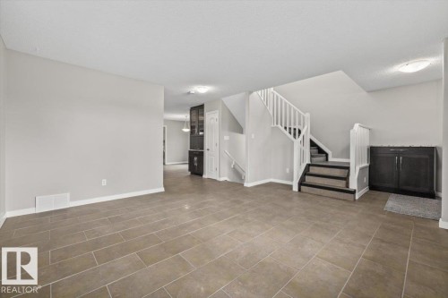 Living room - 1086 Grantham Drive Nw, Edmonton, AB - Indoor Photo Showing Other Room