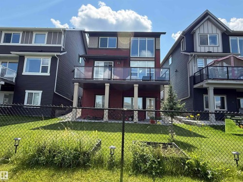1575 Plum Circle Circle Sw, Edmonton, AB - Outdoor With Facade