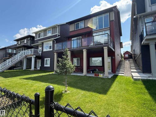 1575 Plum Circle Circle Sw, Edmonton, AB - Outdoor With Facade