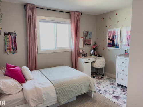 152 Sturtz Bend, Leduc, AB - Indoor Photo Showing Bedroom