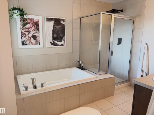152 Sturtz Bend, Leduc, AB - Indoor Photo Showing Bathroom