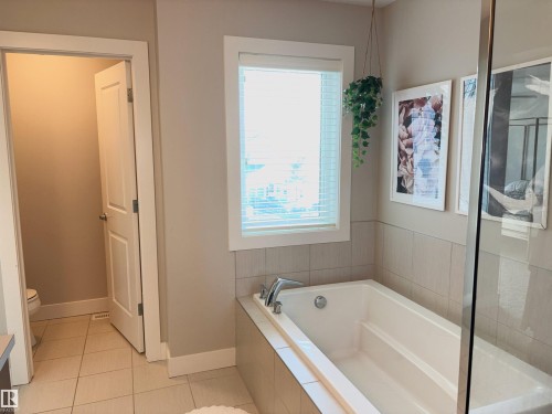 152 Sturtz Bend, Leduc, AB - Indoor Photo Showing Bathroom